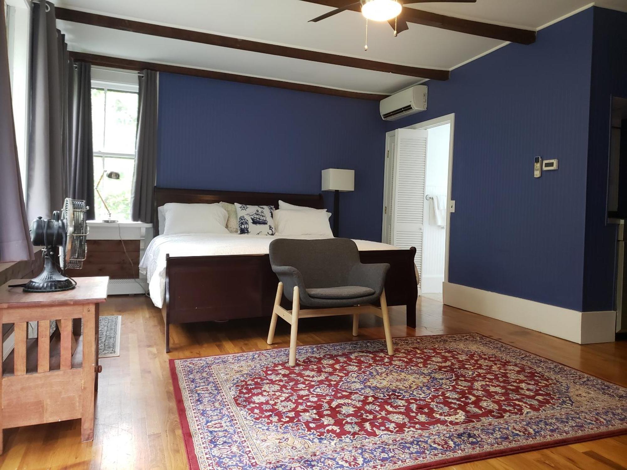Snug Cottage Provincetown Room photo